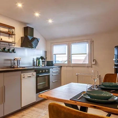 Nidusrooms: Art Deco Naehe Heidelberg ライメン